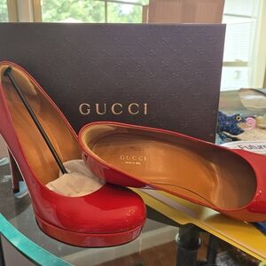 Gucci Red Women's Pumps